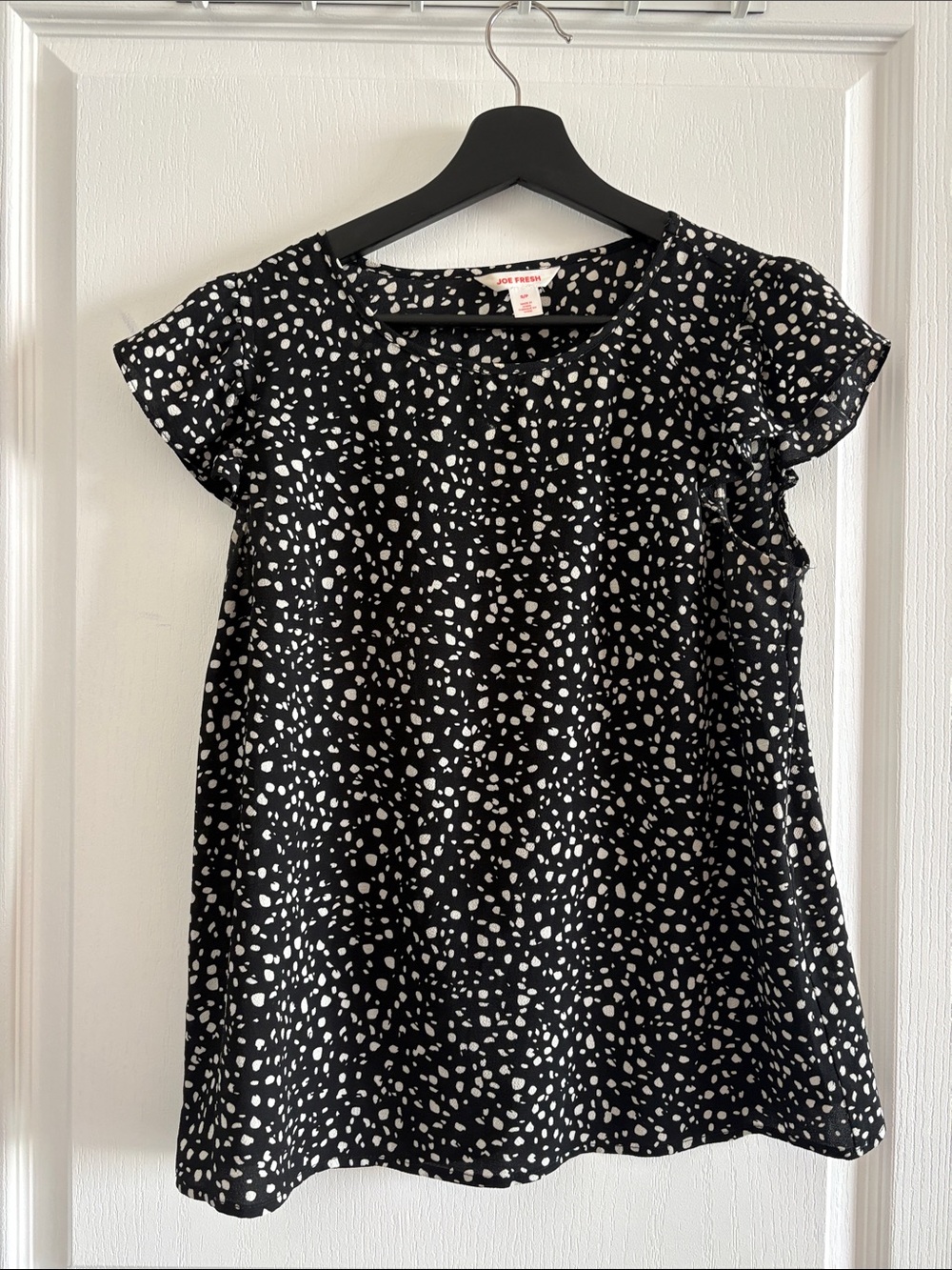 Joe Fresh Black & White Spot Flutter Sleeve Casual Dress size small like new